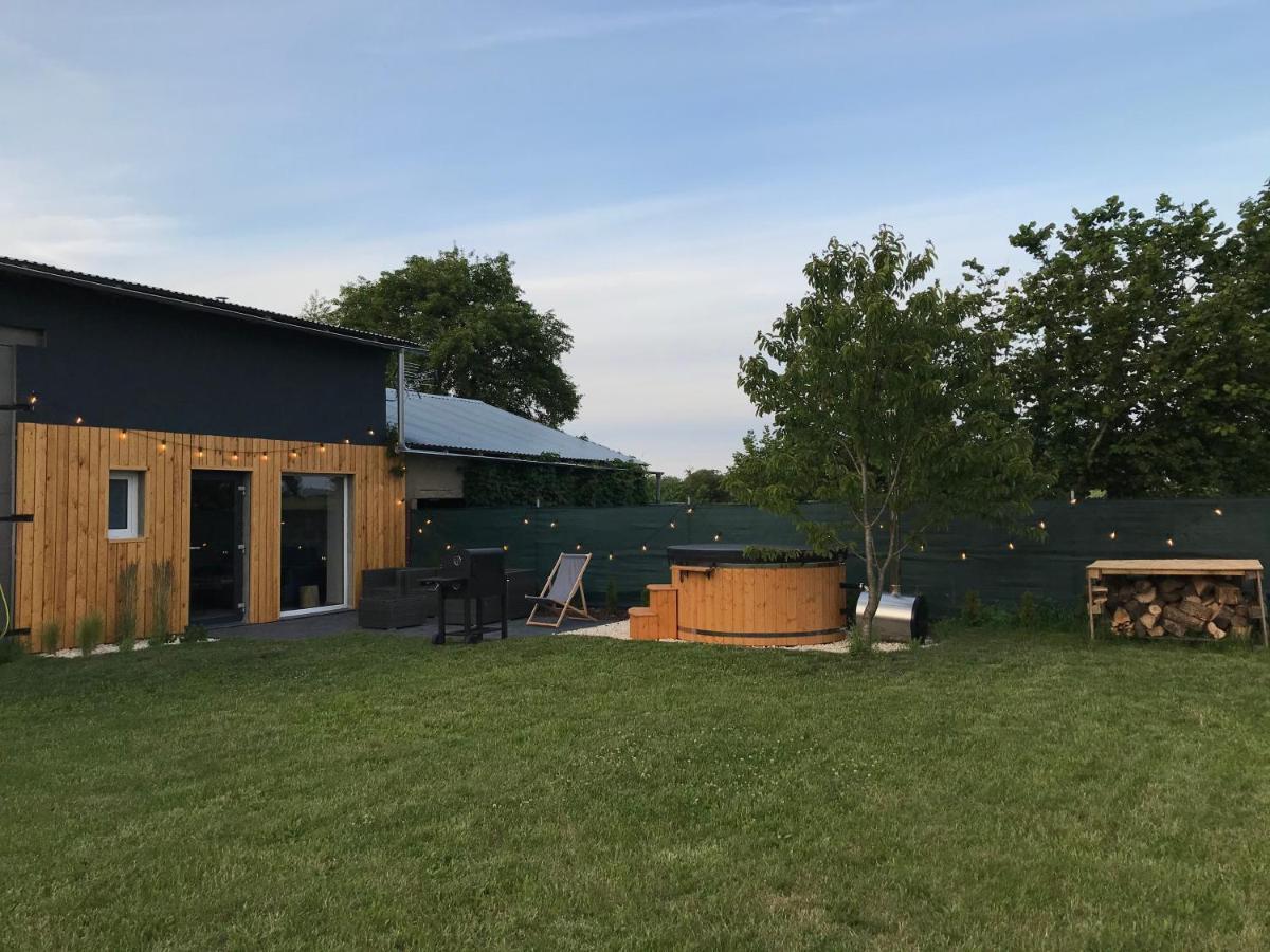 Ferienwohnung Stodola Postomino Exterior foto
